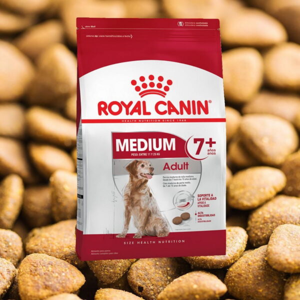 Royal Canin Medium Adult 7+ 3 kg